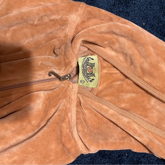 Vintage Juicy Couture velour tracksuit - Picture 5 of 7